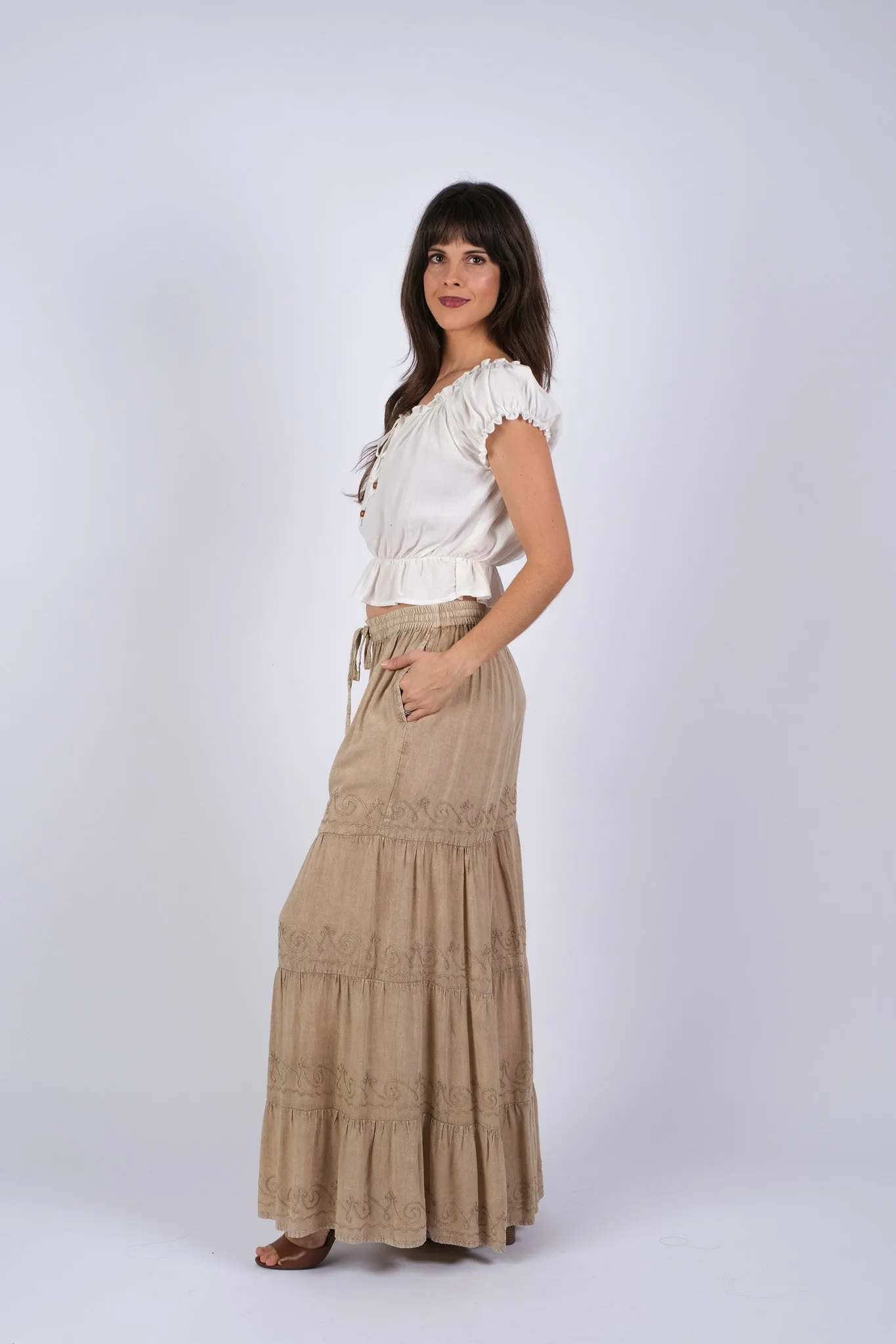 225234 Embroidered Artisan Camel Pants