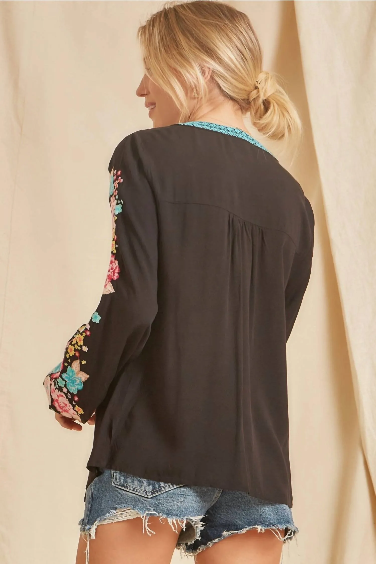 Andree By Unit - Floral & Geo Embroidered Top