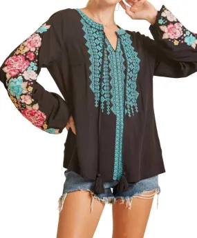 Andree By Unit - Floral & Geo Embroidered Top