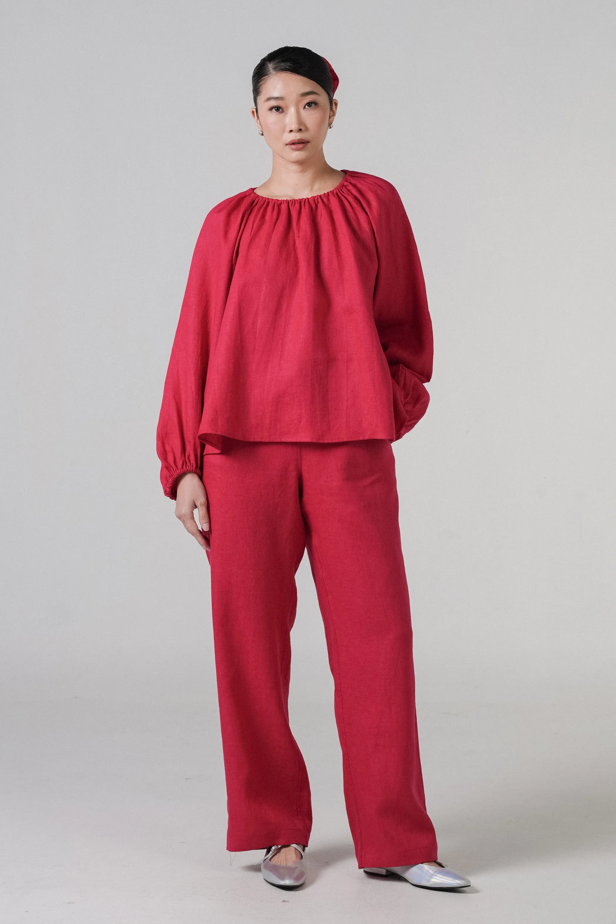 Avenue Linen Pants in Scarlet