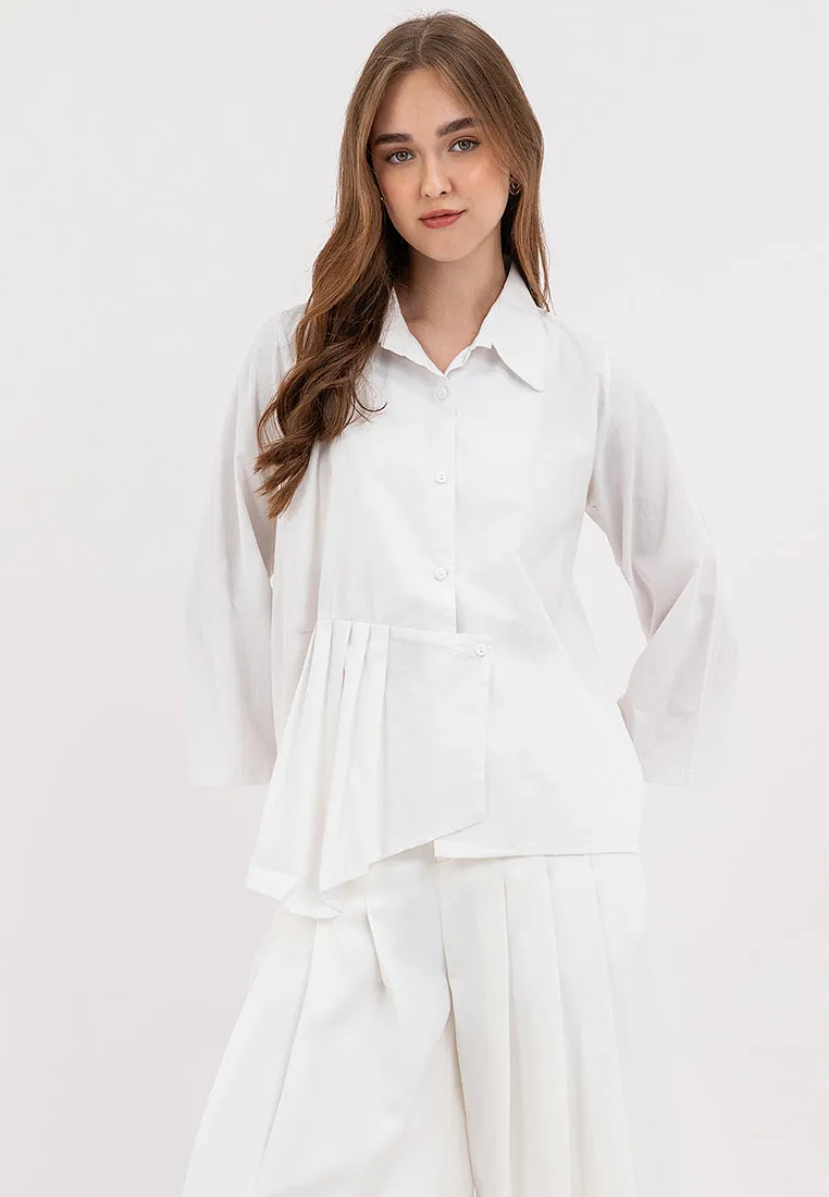 Juni Collared Neckline Pleated Hem Top